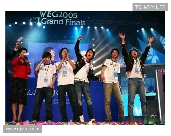 《电竞赛事热潮持续升温 全球顶级战队争夺冠军宝座》