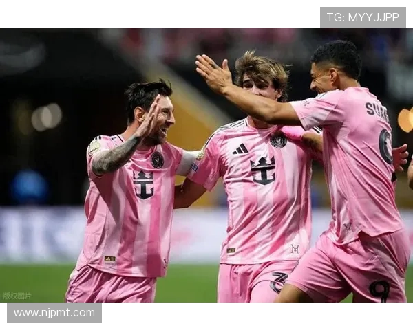 梅西加盟国际迈阿密后首战大放异彩 进球助球队逆转获胜