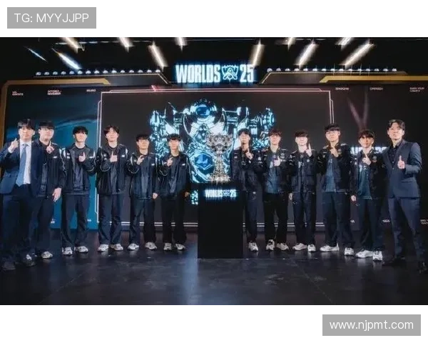 电竞赛事热潮再起 新一季全球总决赛激战正酣 各大战队备战冲刺决赛