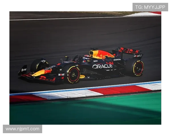 维斯塔潘再夺赛季冠军红牛车队统治F1赛场竞争格局再生变数